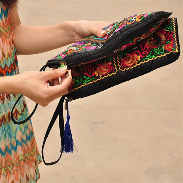 Boho Chic Embroidered Clutch Wallet - Imagem 6