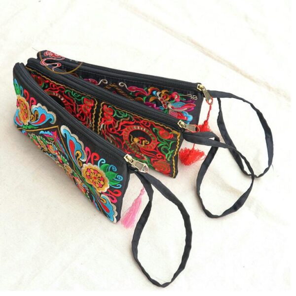 Boho Chic Embroidered Clutch Wallet - Imagem 7