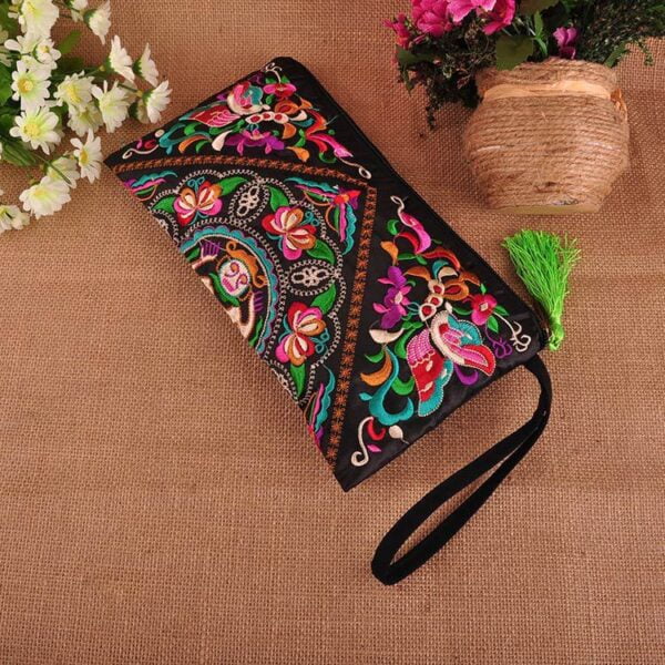 Boho Chic Embroidered Clutch Wallet - Imagem 5